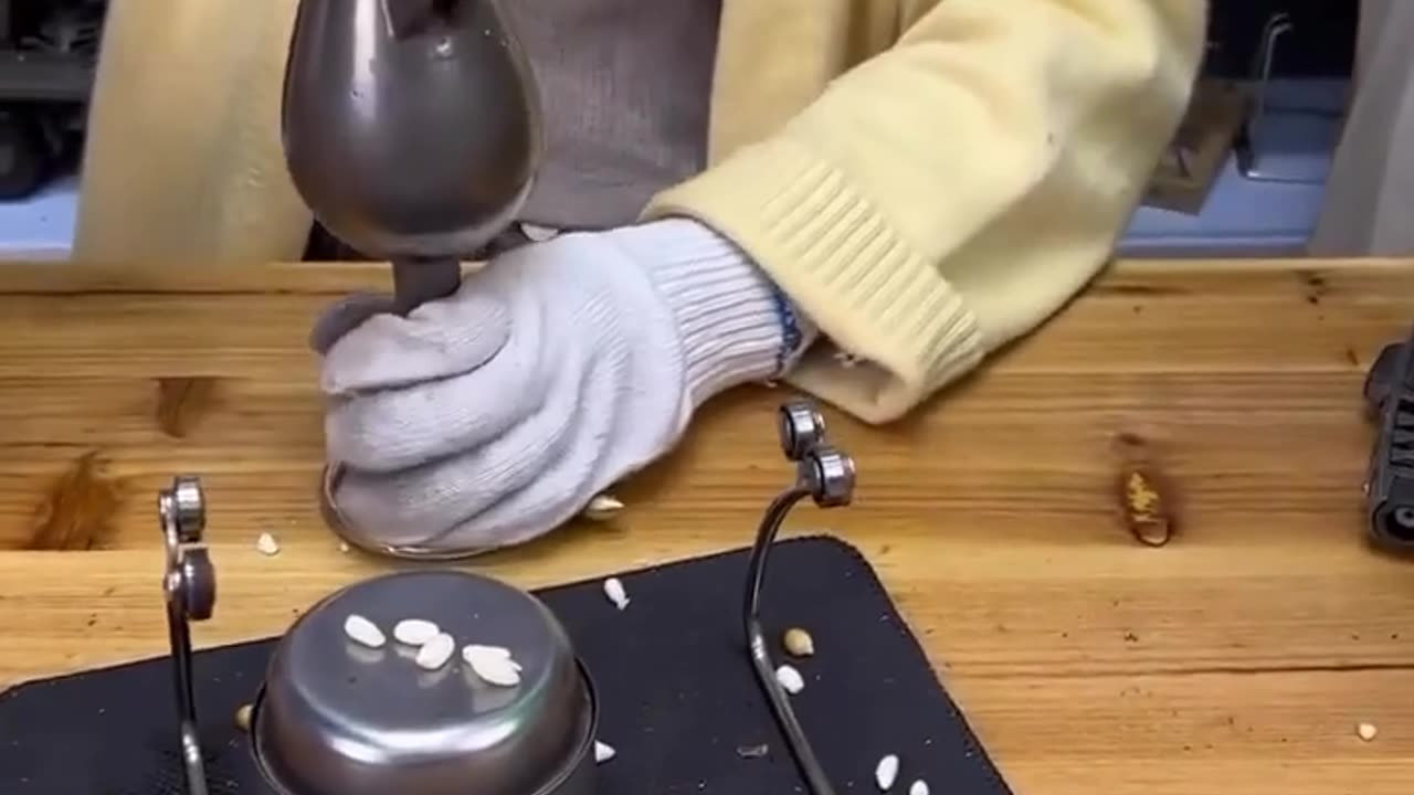 🤯✨ How does a tiny pressure machine produce massive popcorn? The shape stays perfect! | FeedMyCurios