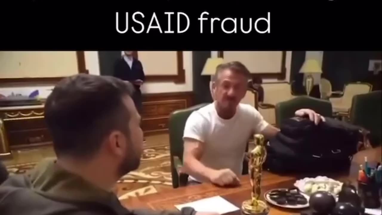 Flashback: An Oscar in the shape of Osiris given to an actor called Zelensky