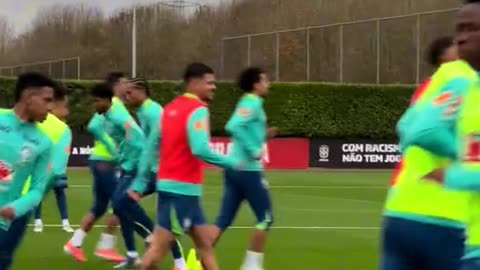 Brasil treina forte no CT do Arsenal para enfrentar Senegal!