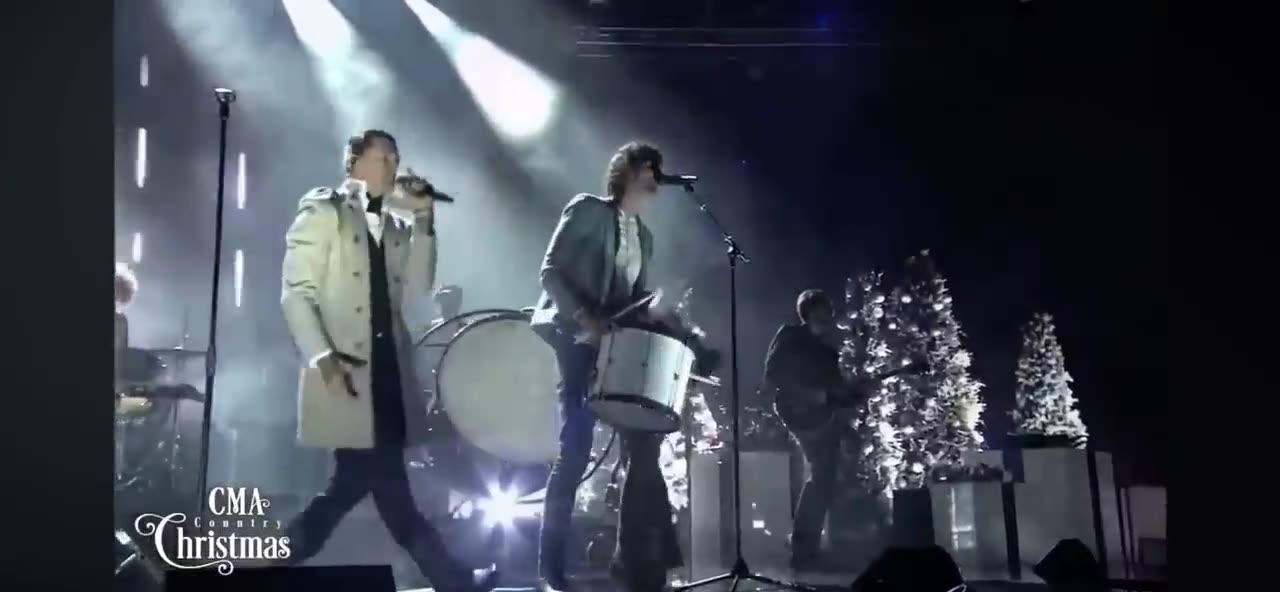 The Little Drummer Boy- One of the best versions