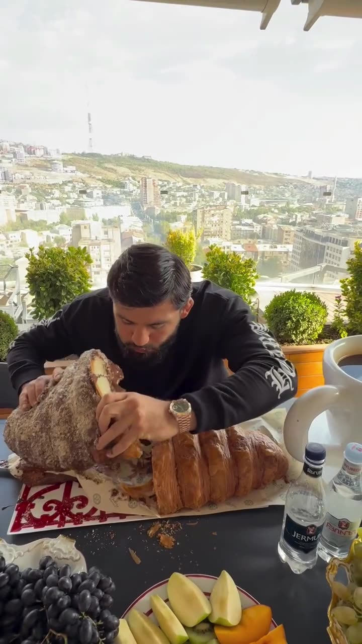Arman Tsarukyan Eats a Giant Croissant