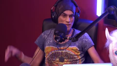 Flat Earth with Eddie Bravo and Santos Bonacci on the Tin Foil Hat podcast (2019)