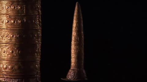 The Berlin Hat ~ A Pre Ice-Age Golden Relic