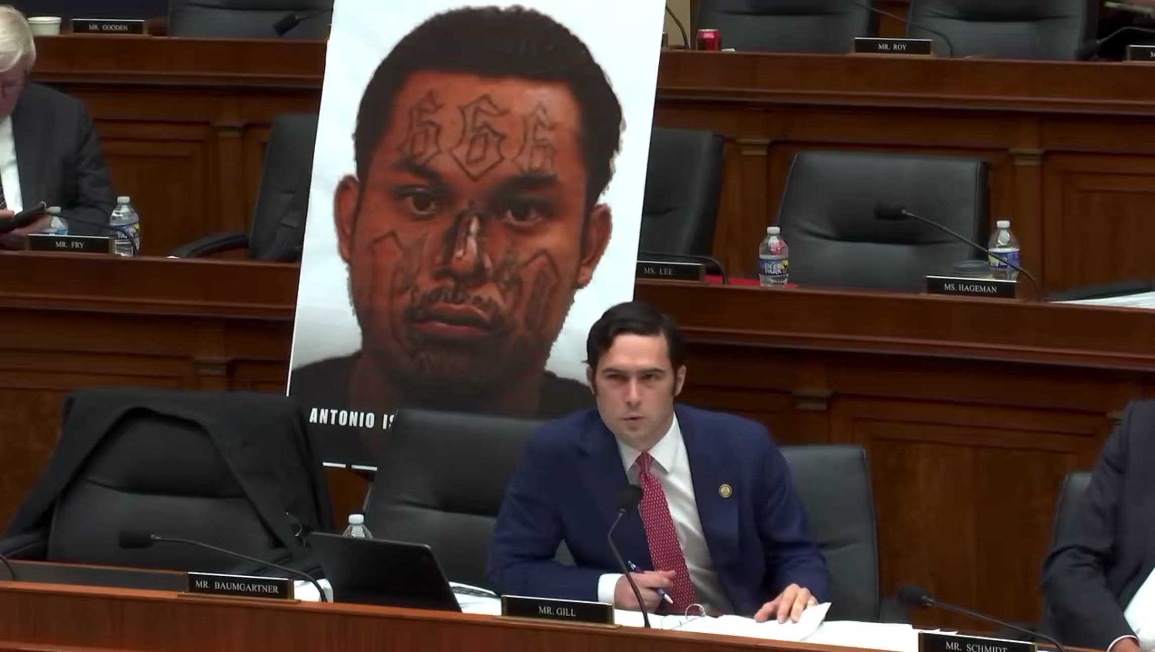 ⛔I don’t want an illegal alien with “666” tattooed on his forehead in my country.