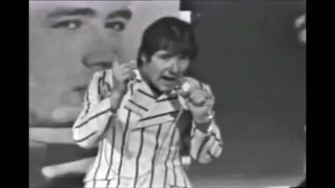 THE TROGGS - WITH A GIRL LIKE YOU (FRENCH TV 1966) (My 5.1 “Stereo Studio Sound" Re-Edit)