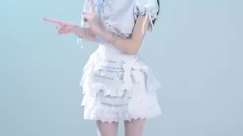 Dainty White Dress Passionate Booty Dance | Daily Beauty EP 820