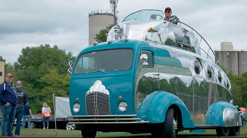 Meet the $500,000 Decoliner: The Double-Decker Motorhome You Can Drive From the Roof