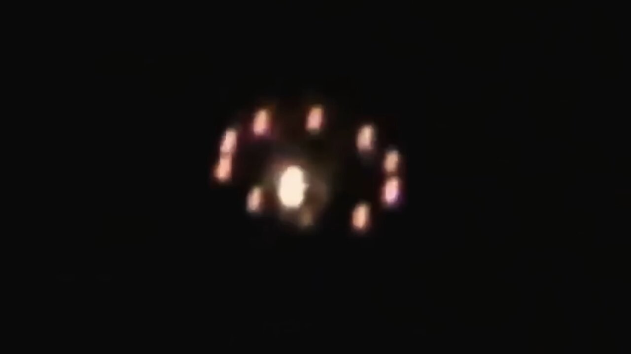UFO Caught on Video over Pasta, Colombia