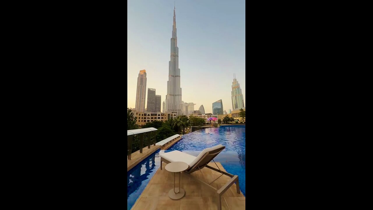 Peaceful Relaxing Moment🫠 #relaxing #burjkhalifaview #burjkhalifa #swimmingpool #pool #Dubai #Short