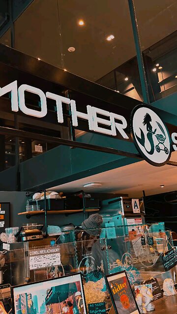 Mother Shuckers| NYC Pier 57 | Oyster Bar