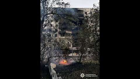 Kherson today. Combined MLRS and drone strikes. There are casualties.