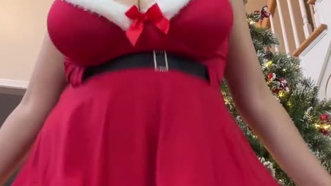 🎅🍒 Big Tiddie Shake In Santa Fit 💯🔥