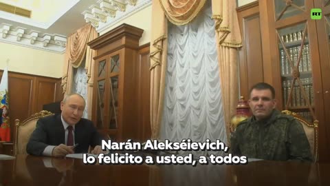 Putin felicita a comandante y le llama “Héroe de Rusia”