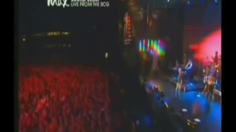 Barry Gibb & Olivia Newton-John - 09 - Spicks & Specks = Sound Relief Sidney 2009