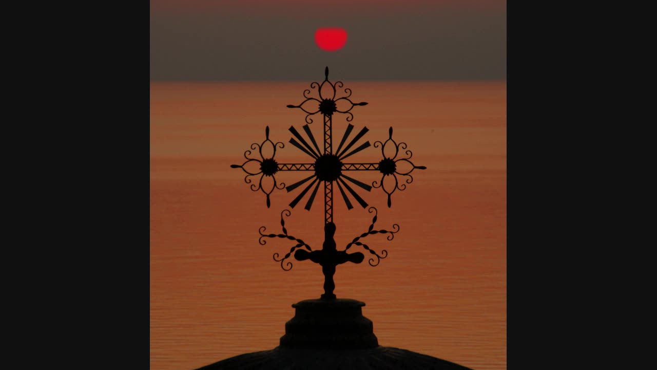 ΙΕΡΟΙ ΚΑΝΟΝΕΣ ΠΕΡΙ ΤΗΣ ΣΥΧΝΗΣ ΚΑΙ ΟΡΘΗΣ ΘΕΙΑΣ ΚΟΙΝΩΝΙΑΣ .