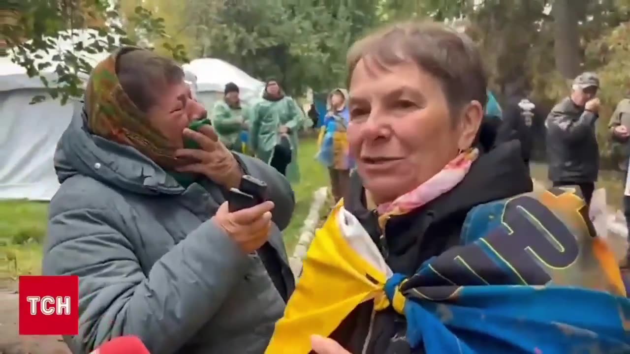 🇺🇦🤝 Ukraine Russia War | Joyful Reunion of Mothers and Their Sons from Captivity | RCF
