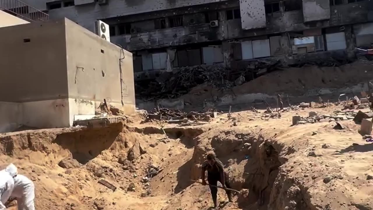 Al-Shifa Hospital in Gaza buries 11 unidentified martyrs after being unable to identify them