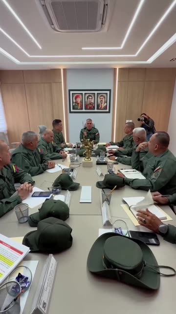 Venezuelan Generals Meet for Vigorous(Rigorous?) Discussion Underneath Portrait of Maduro