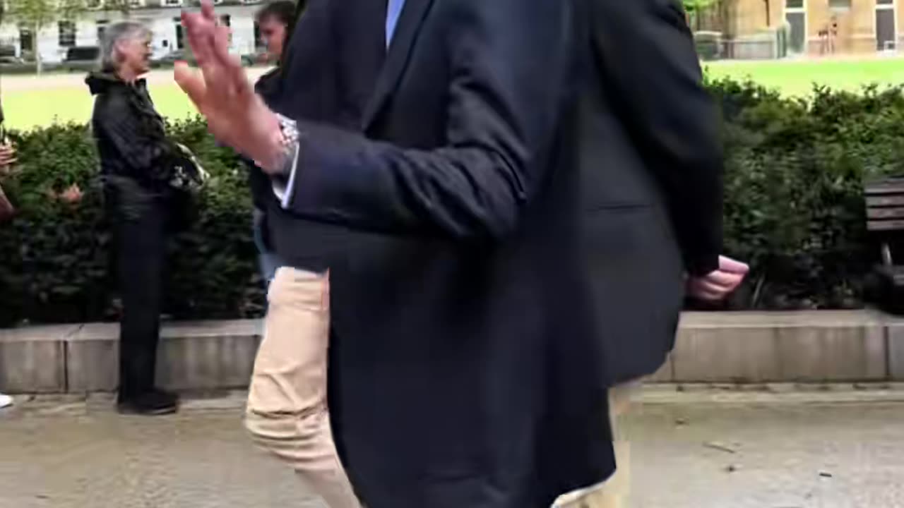 Did You Know How Prince William And Kate Taught Queen Camilla A Lesso....