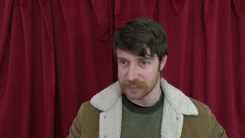 How to get a girlfriend as an anonymous meme page admin