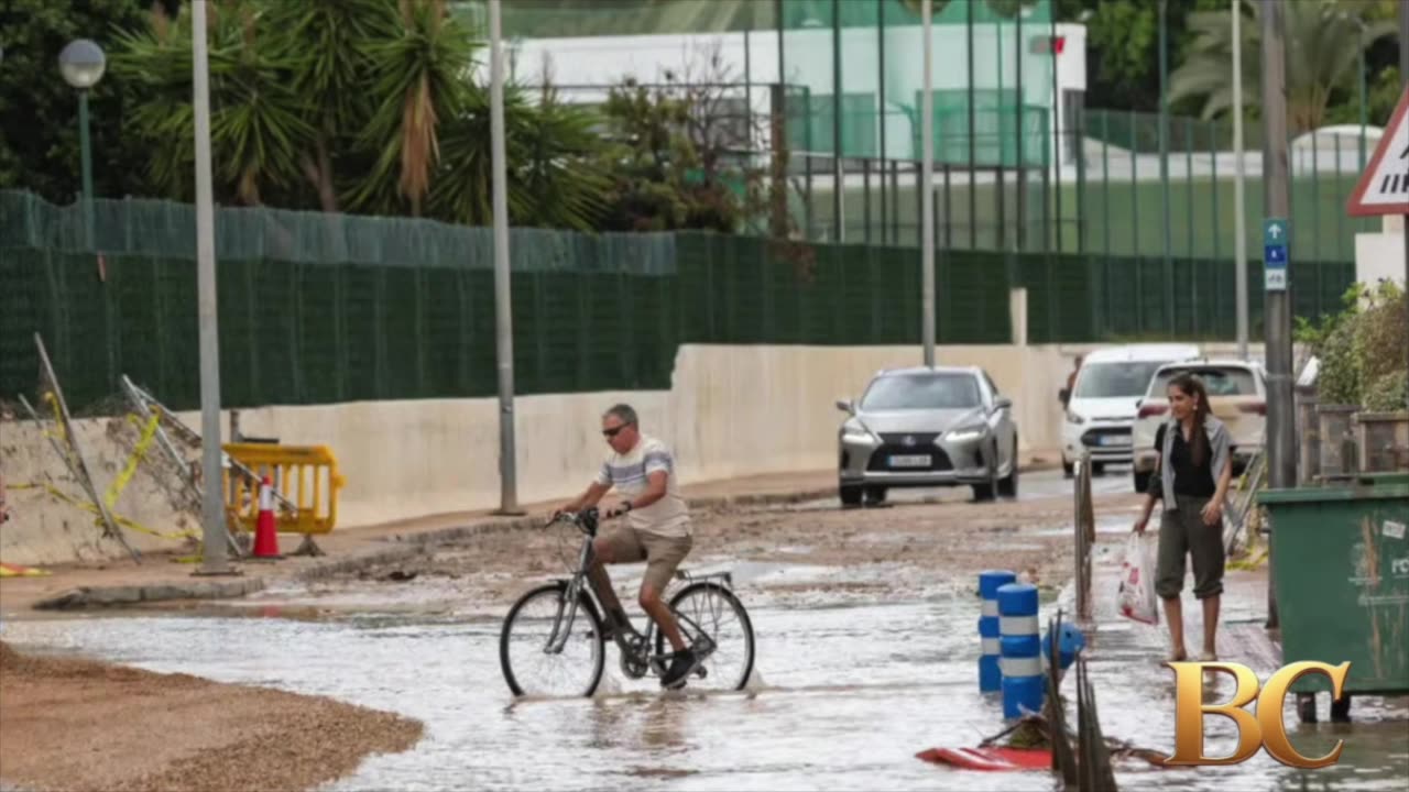Floods trap people in cars in Spain’s Catalonia region