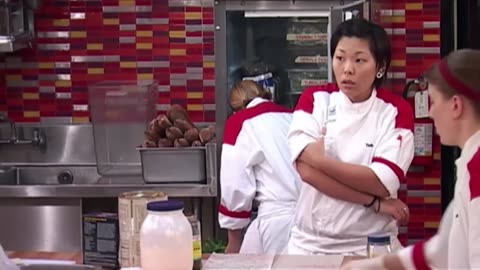 Marine Veteran Is Treated To... A Truly Awful Service! _ Hell's Kitchen (1080p)