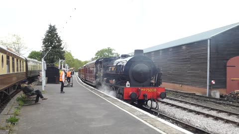 Swiftsure Engine Pulls Vintage Set Out Of Tenterden To Sidings UK 2022