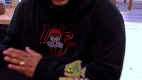 Oración de La Fruta en La Casa de Alofoke