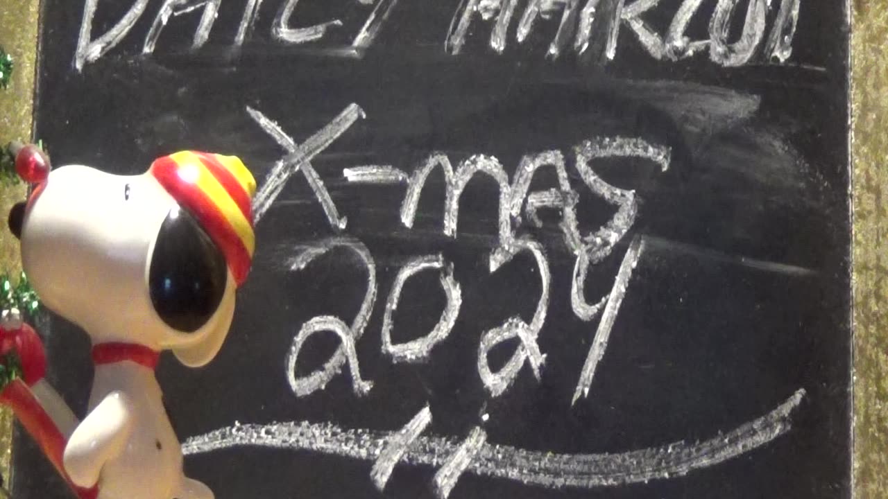 daily cut xmas 24 (twisted sister)