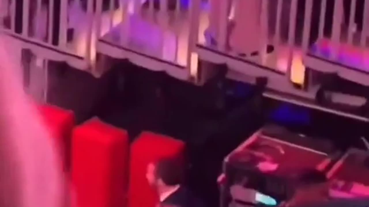 Elon Musk leaves his kid behind