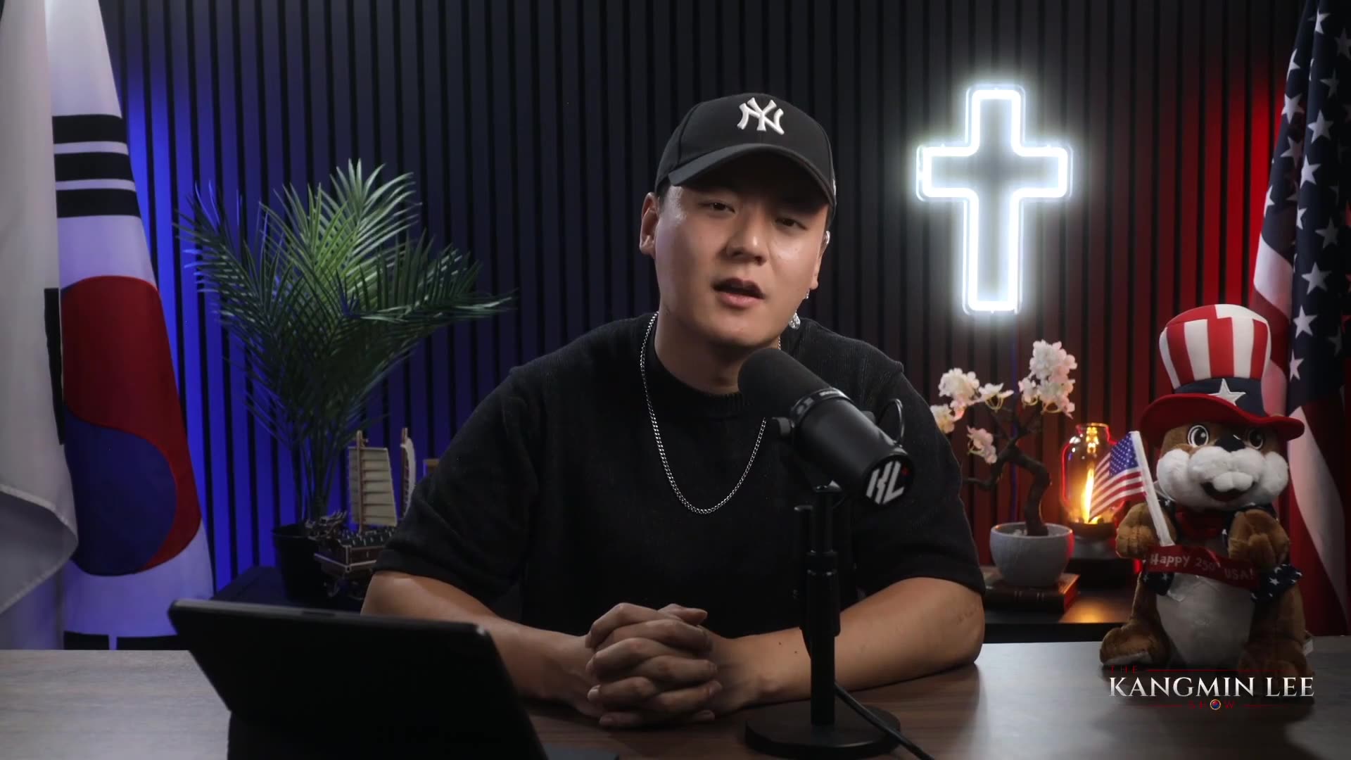 Legal Immigrant Christian Podcaster Kangmin Lee Annihilates Hasan Piker Over His ‘Small Head’ (VIDEO)