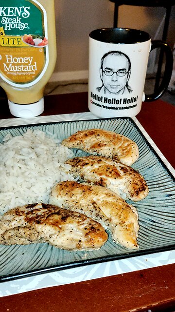 Eating Tyson All Natural Chicken Breast Tenderloins, Dbn, MI, 1/15/26