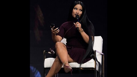 Nicki Minaj Shocks Fans, Calls Donald Trump “Amazing Role Model” for Young Men – Internet Erupts!