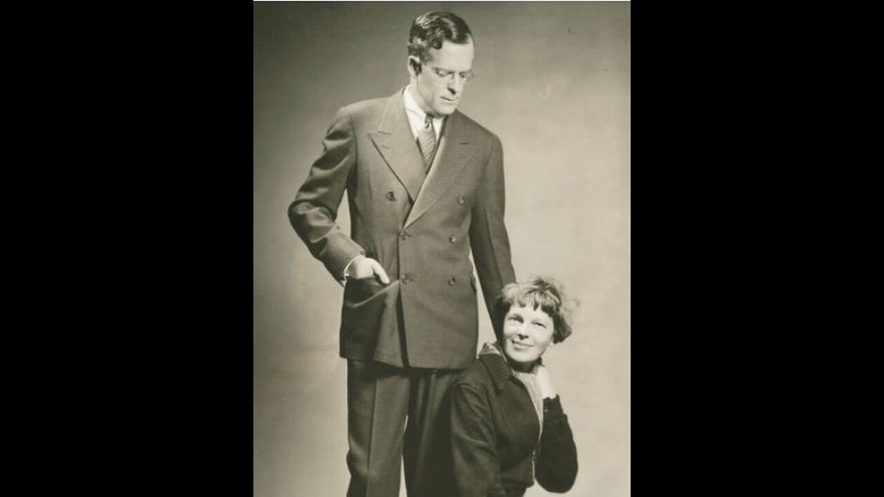 The Pat and Jeff Show: Amelia Earhart