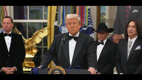 President Trump Hosts Historic Oval Office Reception for 2025 Kennedy Center Honorees 🔥