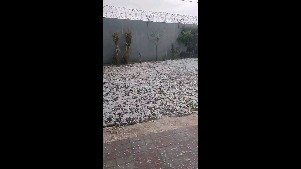 Heavy snow Fall in Rawalpindi