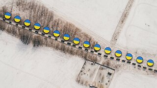 Russian Su-34 Spots Huge Ukrainian Convoy — Seconds Later, Total Destruction!