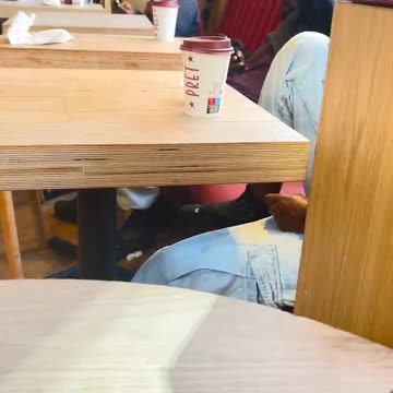 WELCOME TO IRELAND (REFUGEES WELCOME)