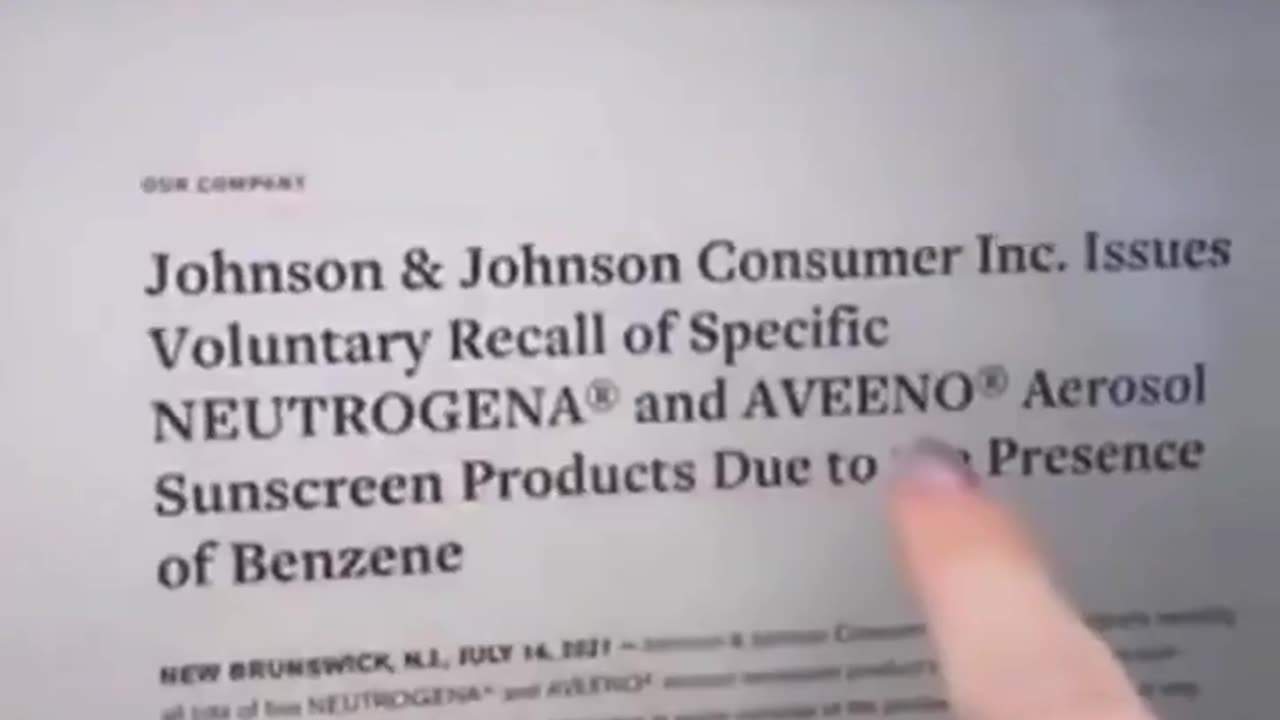 Johnson & Johnson Was Caught Adding Cancer Causing Carcinogens Into Their Sunscreens