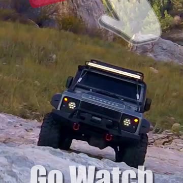 Traxxas TRX4 Defender Bad *ss crawling like it's his JOB! 🔥