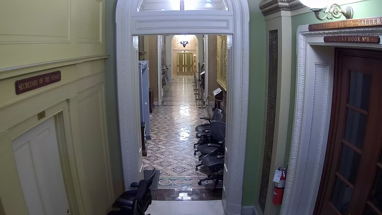 0310USCS03SenateGalleryEastnearS312_2021-01-06_02h40min00s730ms.mp4