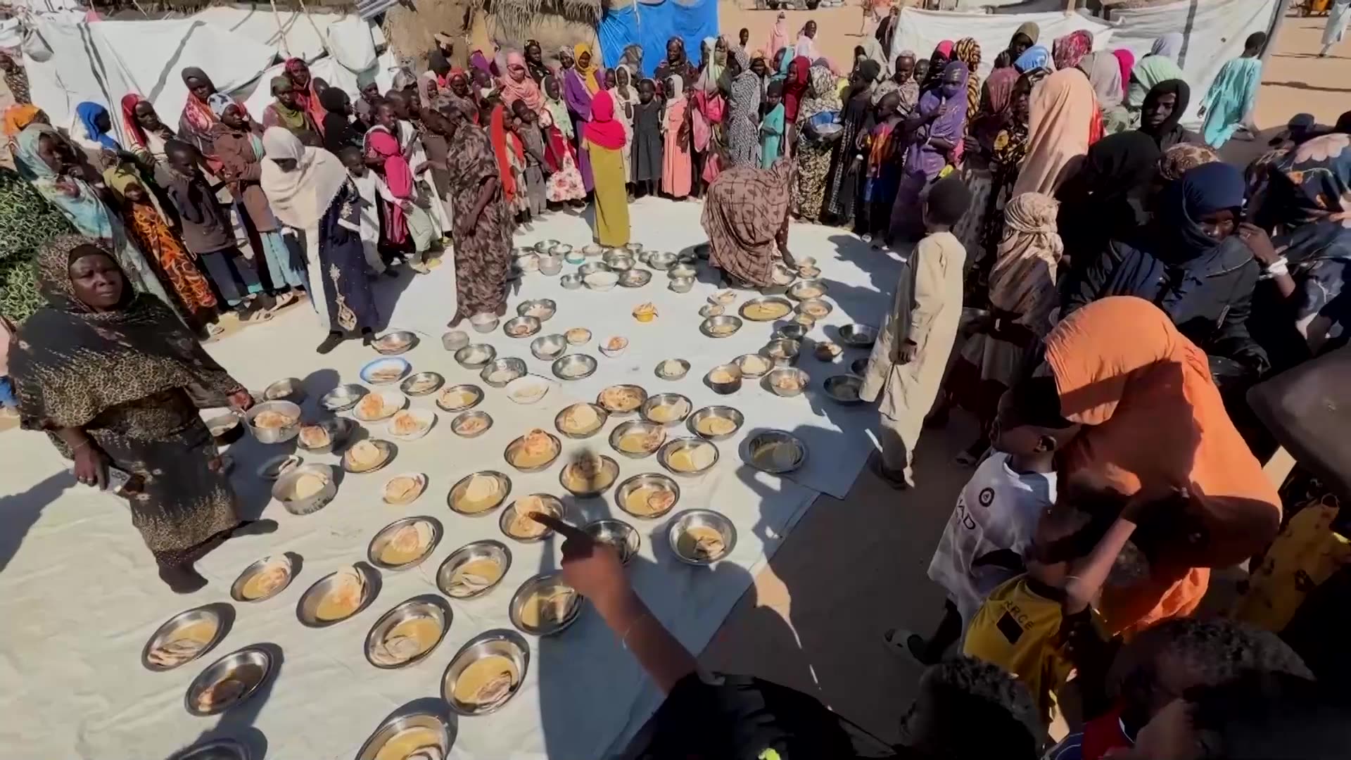 Sudanese refugees arriving to Chad find no food aid available