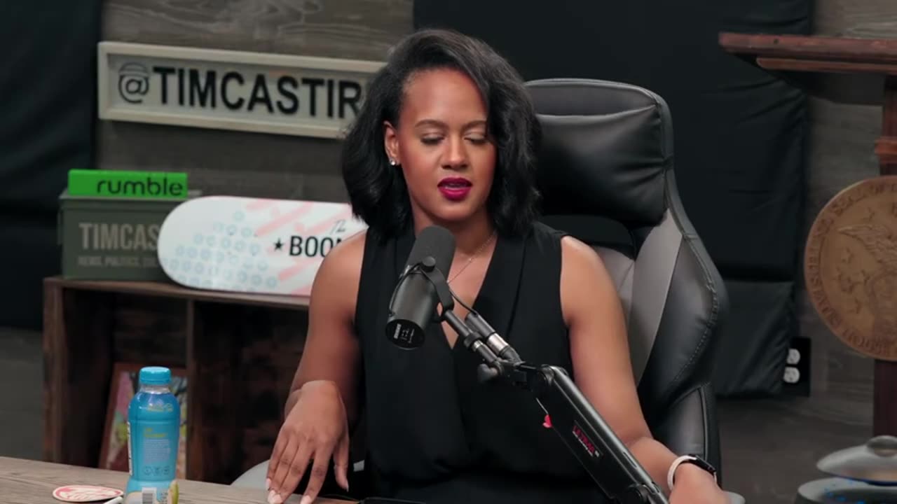 Comedian Dunks On Leftist Heckler After She Defends Illegal Immigrants