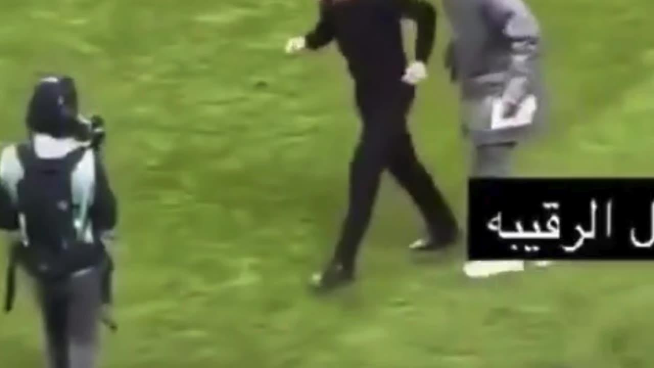 Exact moment Emerson injured his manager Conceicao while celebrating Milan title win