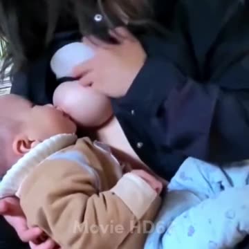 Breastfeeding02