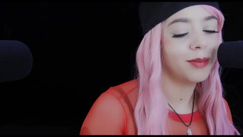 ASMR Your Colombian GF is Whispering Closer