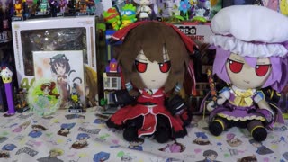 Aliexpress Bootleg Vampire Slayer Reimu fumo unboxing