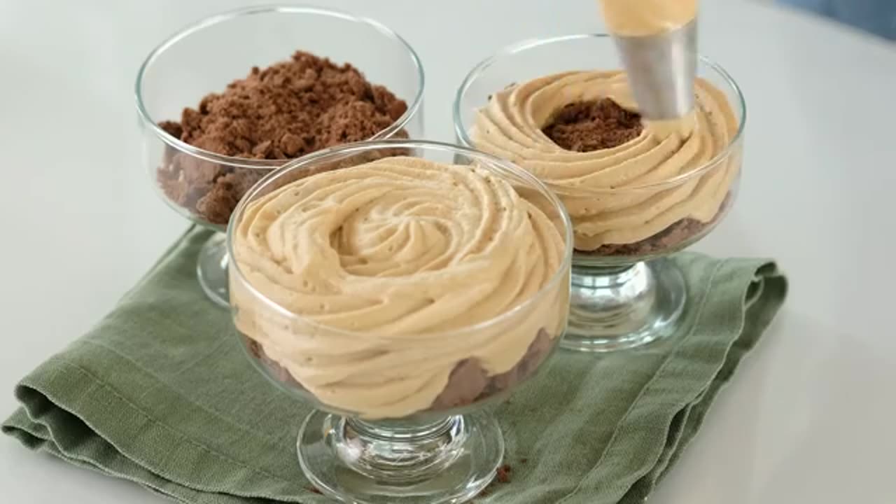 Kaffee Mousse Dessert in 5 Minuten! Es ist so lecker, dass ich es jedes Wochenende mache!