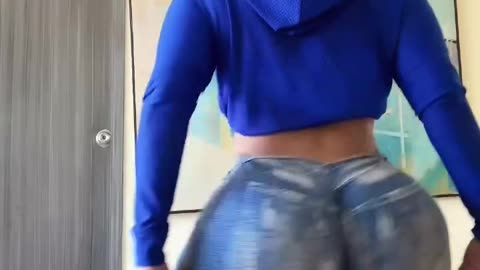 🍑 Big Booty Grind 💯🔥