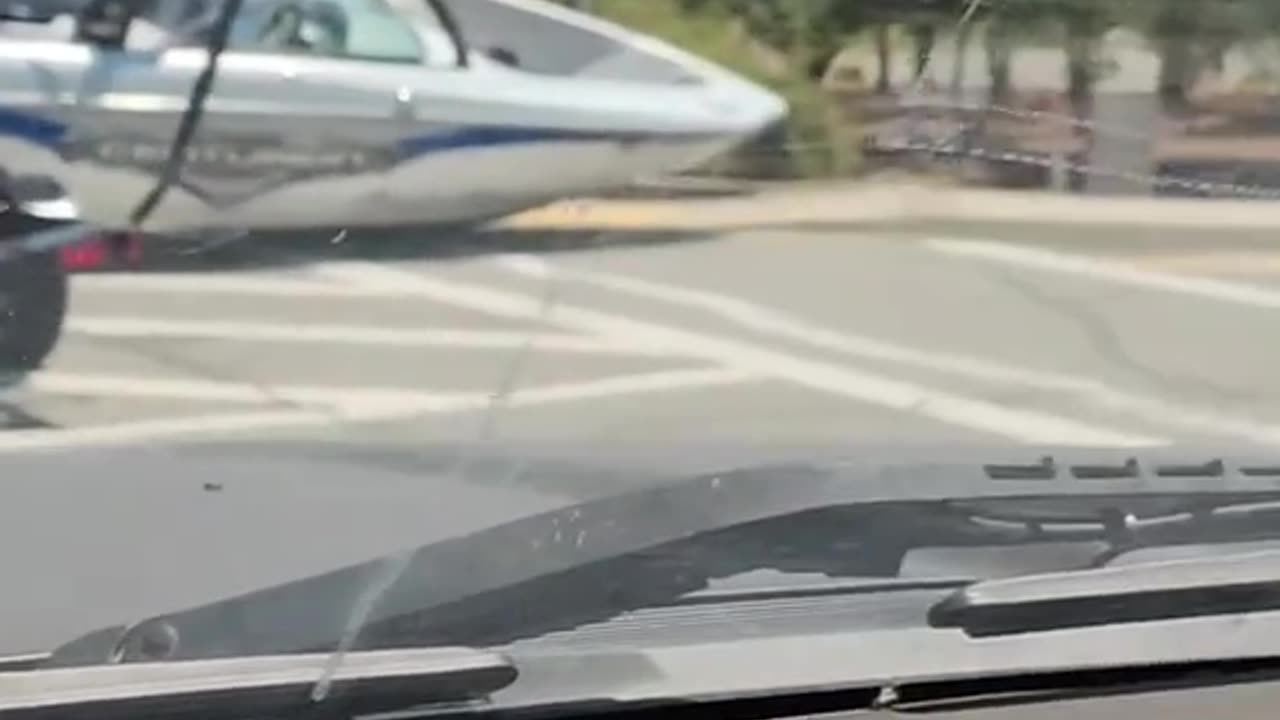 Hey you cant park there! (via:@throttle_junkie_films)